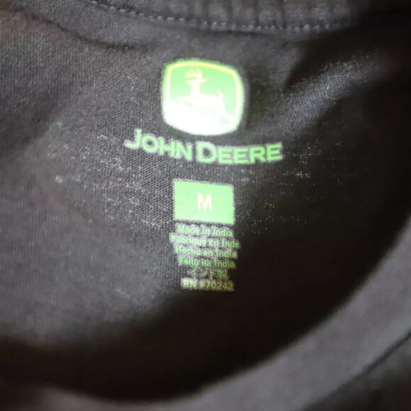 John Deere T-Shirt Mens M Black Short Sleeve Spell Out Graphic w/ Baseball Hat - Picture 7 of 11